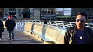 Watch the Tere Khwabon Mein Raha video