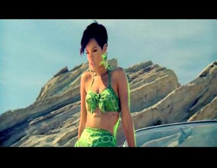 Rihanna - Rehab music video