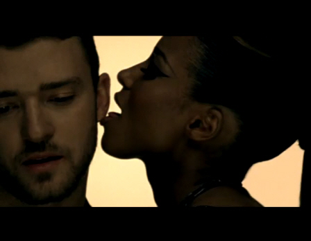 View the Love Sex Magic (ft Justin Timberlake) video