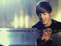 Justin Bieber - U Smile music video
