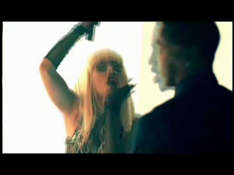 Play the Bottoms Up (ft. Nicki Minaj) video
