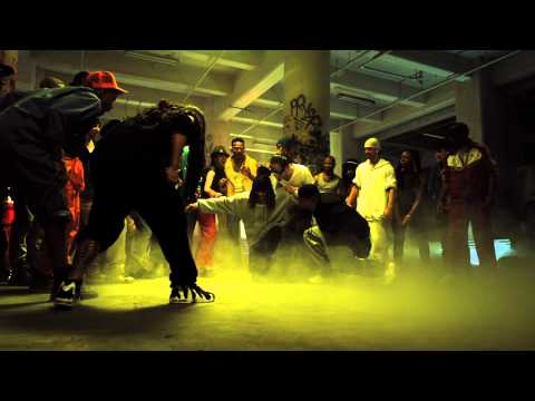 Watch the Look At Me Now (ft. Busta Rhymes, Lil Wayne) video