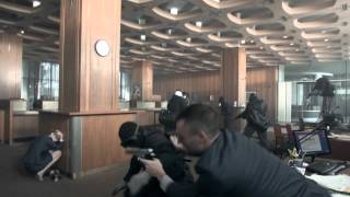 Play the Payphone video