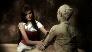 Play the Alif Allah video