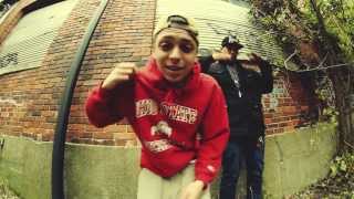 Play the RAGGAMUFFIN video