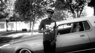 View the I Can Be Your Drug video