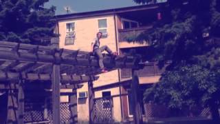 Watch the Am I Wrong (ft. Nico & Vinz) video