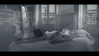 Watch the A La Parisienne video