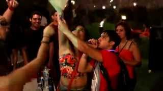 View the Sigue La Fiesta video