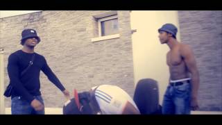 Watch the Flexing With The Squad video