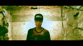 Play the #16barchallenge  video