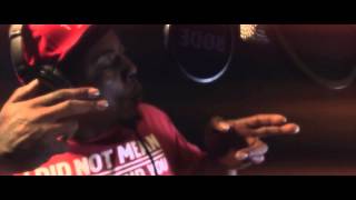 View the Grindin Reloaded (Headphone Gang) video