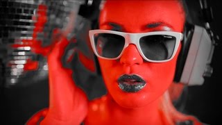 Play the Red Eyes (E Cession) video