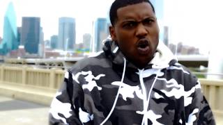 View the Black Da Vinci video