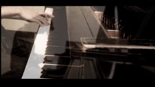 View the Gray Sky video