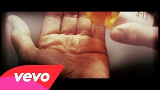 Play the Love Me Deadly (Hannah II) video