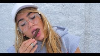 View the Skleesh2thaclutch / Yoiiiyoyoyo video