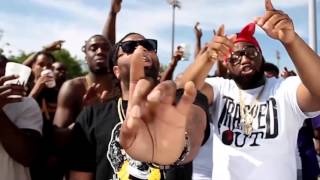 Watch the In A Real Way (ft. Trajik) video