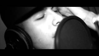 Play the License To Kill video