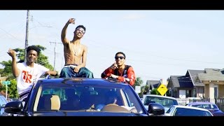 Watch the She Fuck With The Flex video