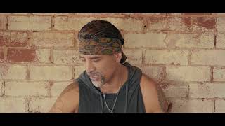 Play the Weight Of The World video