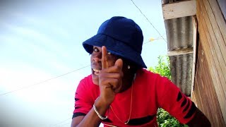 Play the Come Off A Di Road video