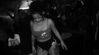 View the Drop It Like Ya Wanna video