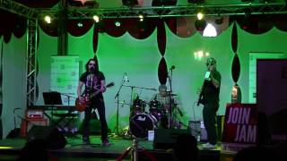 Watch the Creature Double Feature Girls (Live) video